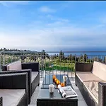 Apartment Blue View *