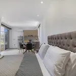 Blue View Apartment