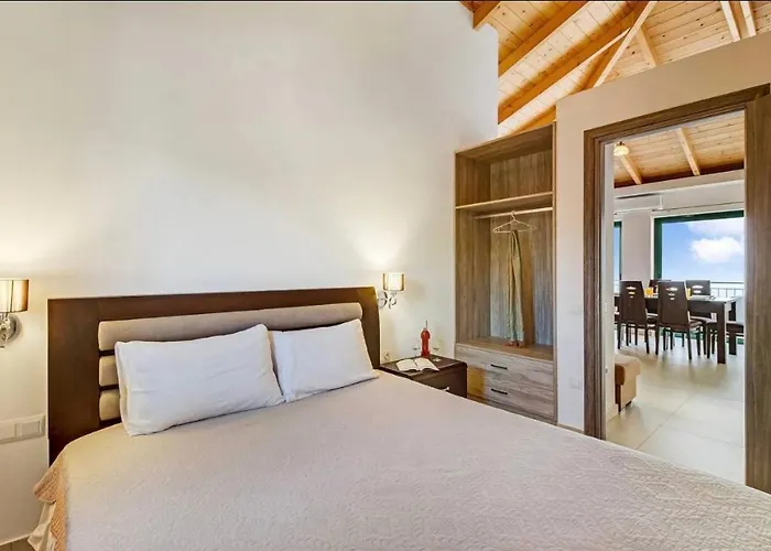 Blue View Apartment *