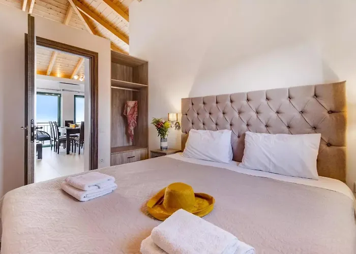 Blue View * Tsoukaladhes