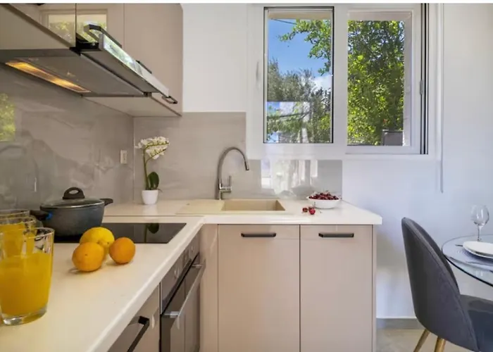 Blue View Apartment Tsoukaladhes