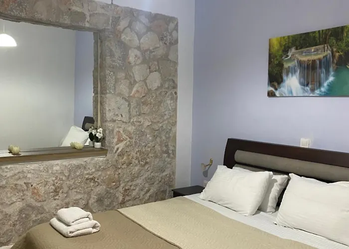 Blue View * Tsoukaladhes