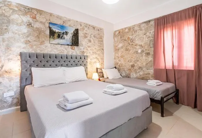 Blue View * Tsoukaladhes