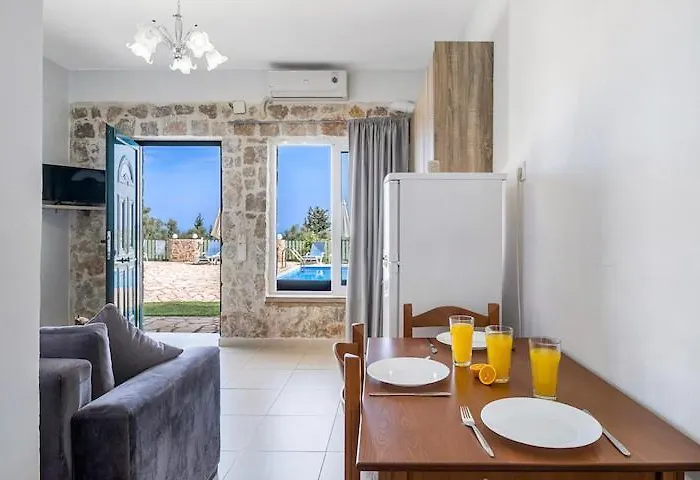 Blue View Apartment Tsoukaladhes